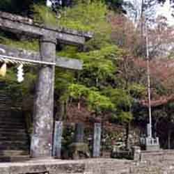 Le temple Hiko-san jingu 英彦山神宮 © Le temple Hiko-san jingu 英彦山神宮